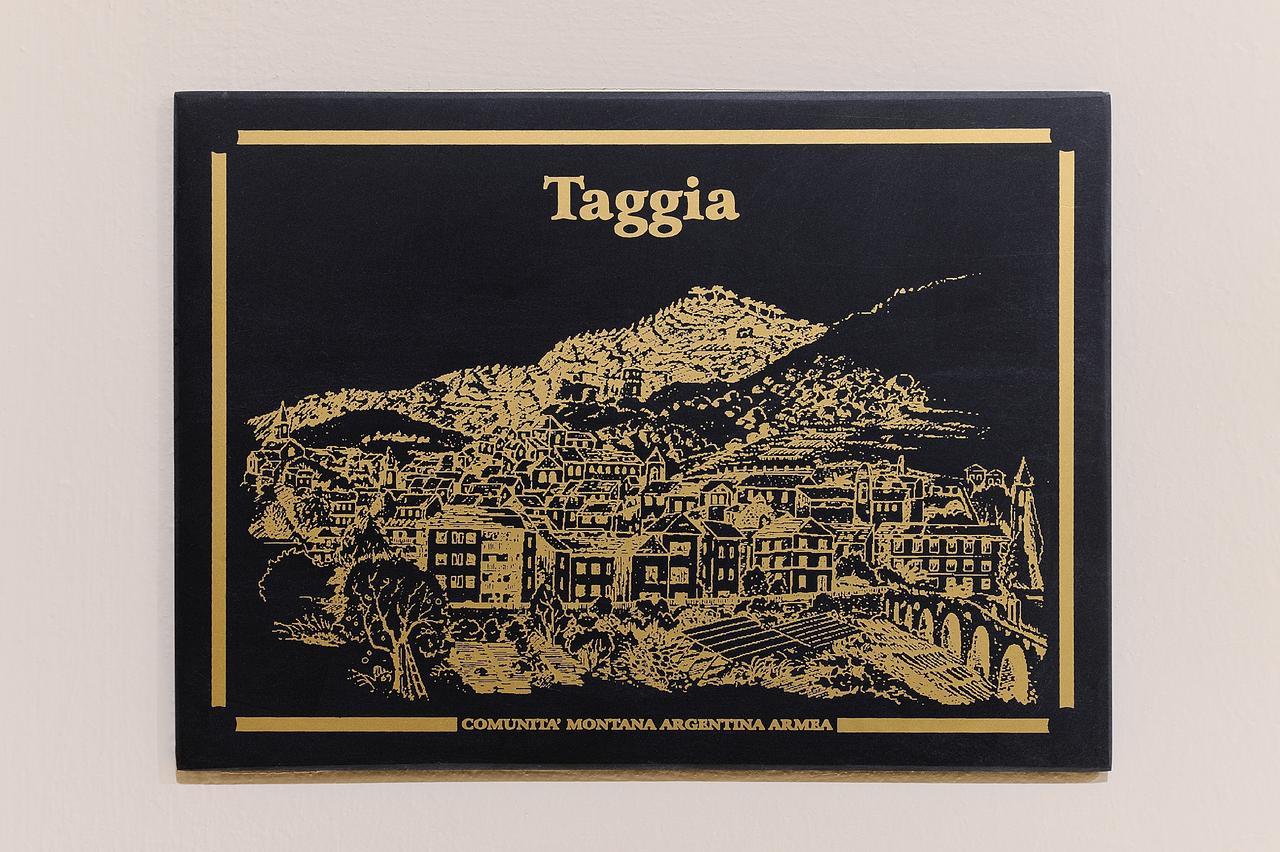 Albergo Giuan Arma Di Taggia Zewnętrze zdjęcie